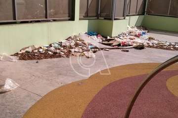 Jinámar coge la pala y la escoba/TA.